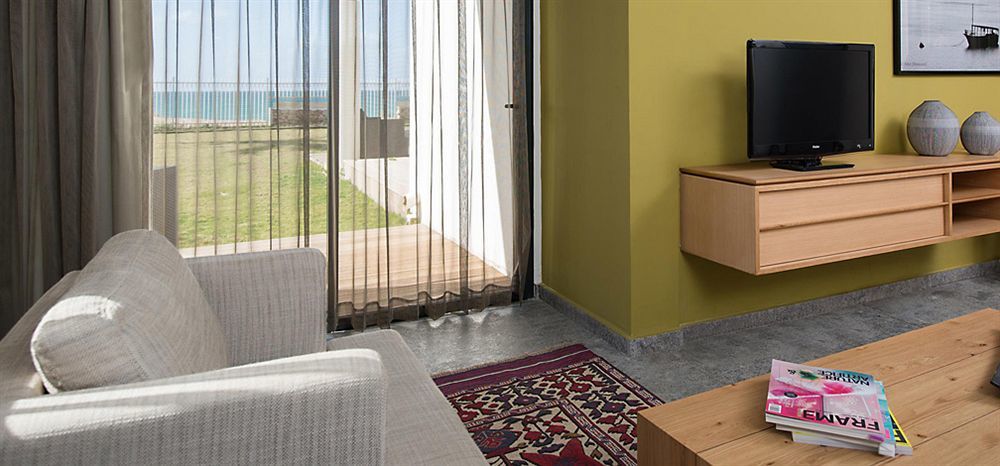 Jacob Sea Life Nahariya Hotel Exterior photo